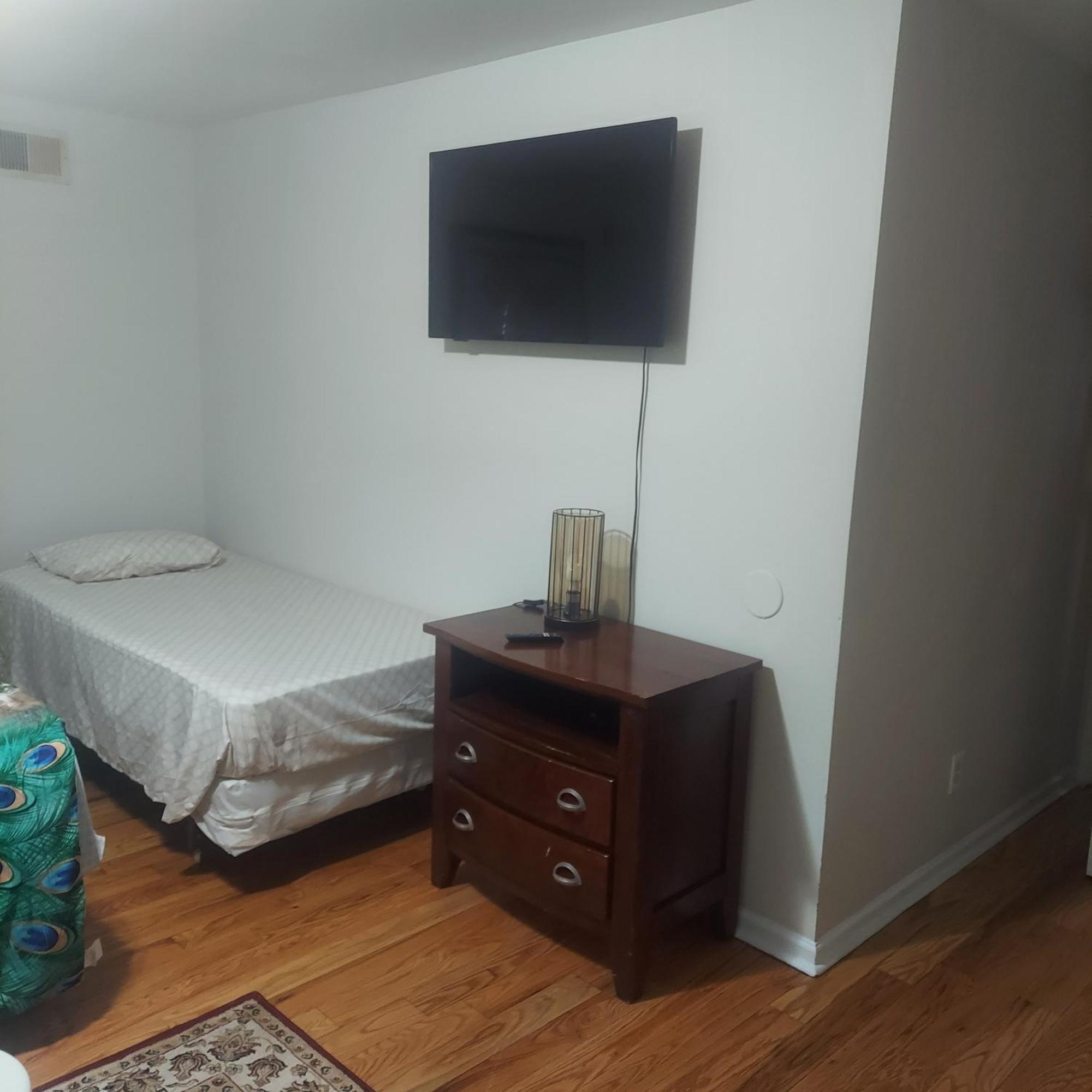 Cosy Bedroom 12Mins To Airport Prudential Njit Umdj Penn Station Newark Zewnętrze zdjęcie